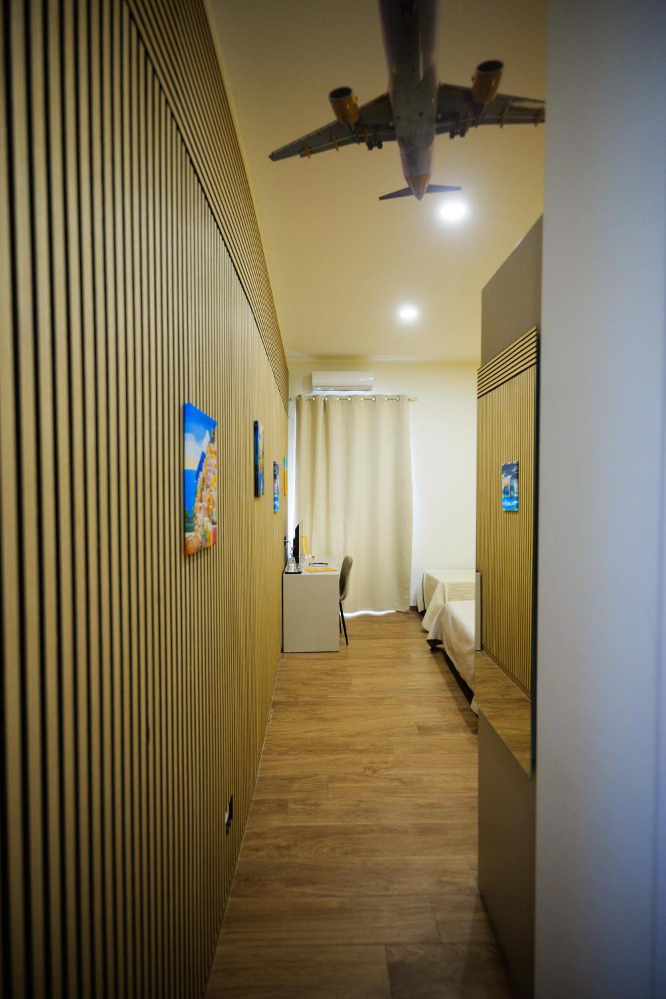 Terminal 1 Guest House Napoli Exterior foto