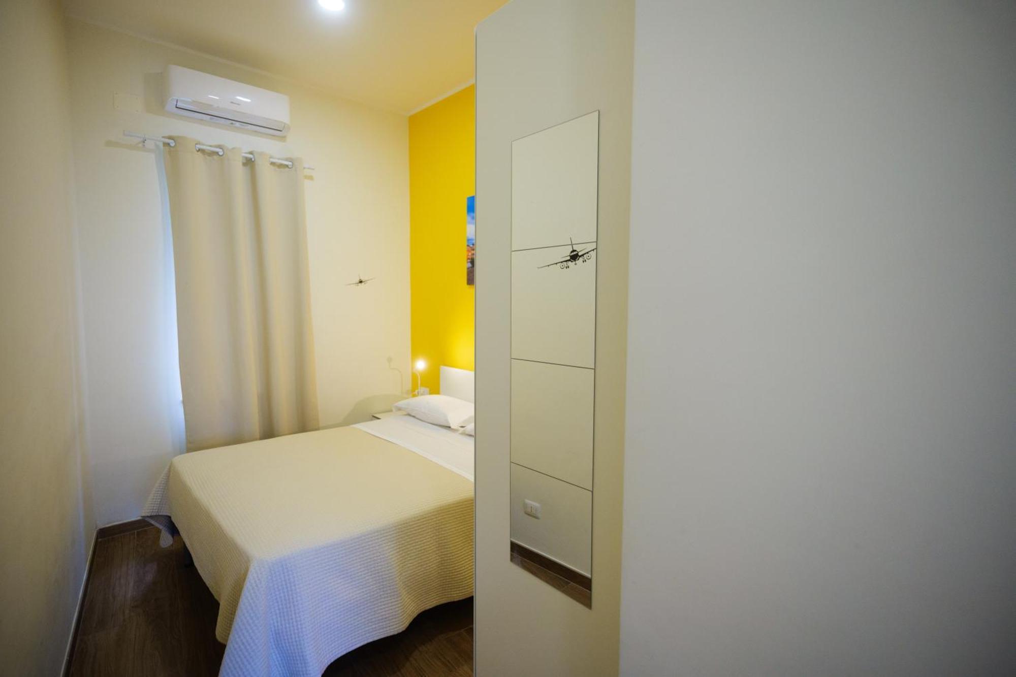 Terminal 1 Guest House Napoli Exterior foto