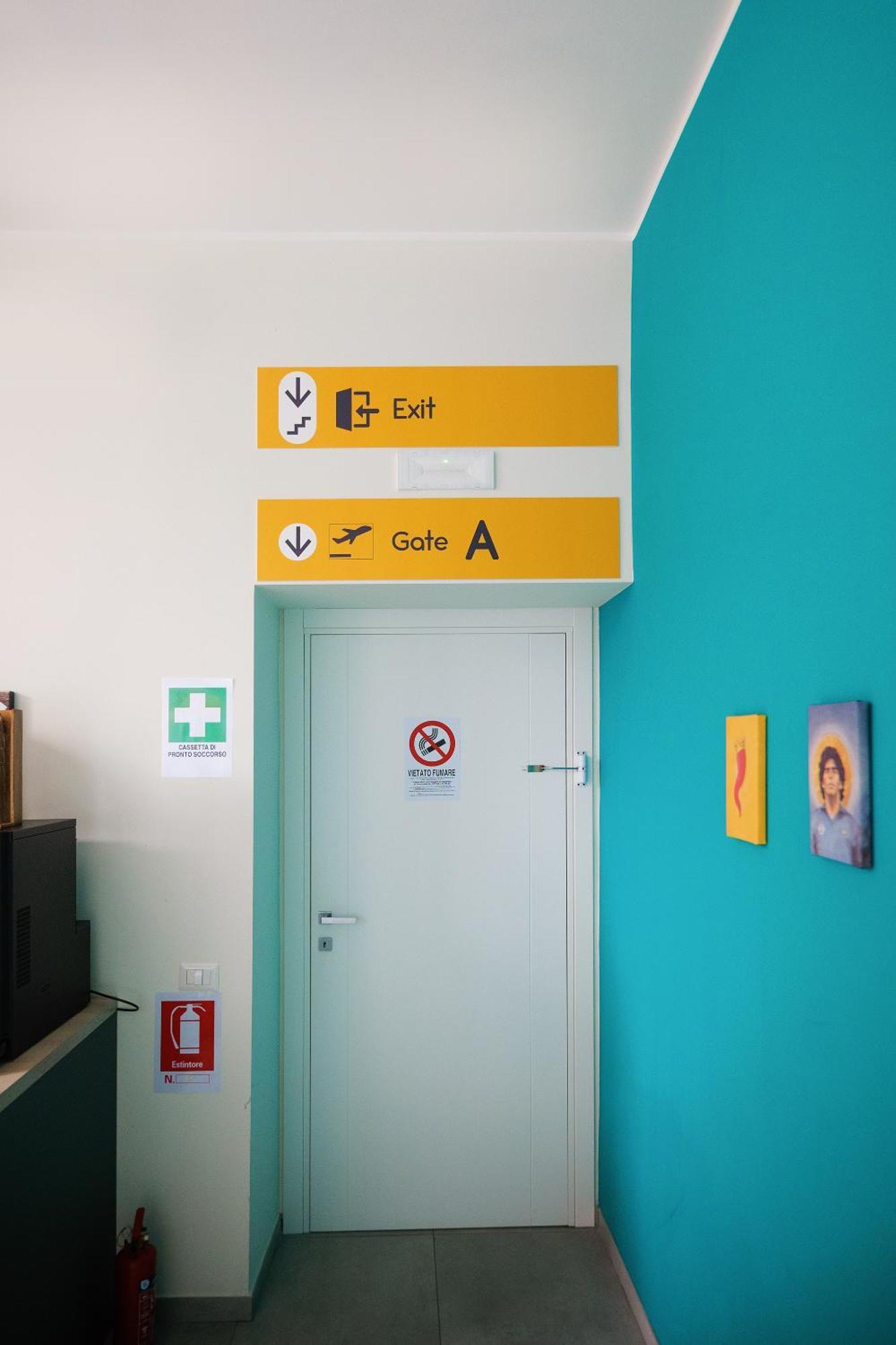 Terminal 1 Guest House Napoli Exterior foto